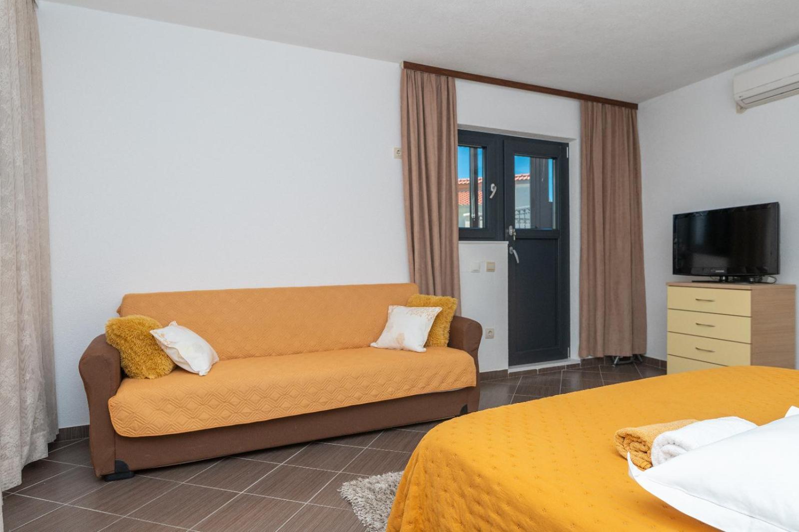 Apartman Pinto Makarska Eksteriør billede