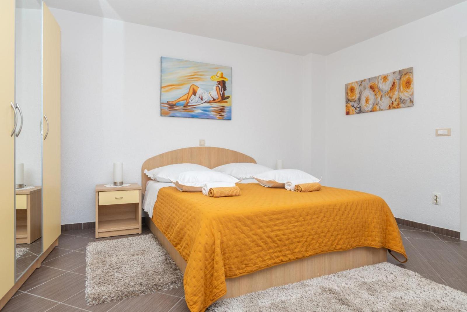 Apartman Pinto Makarska Eksteriør billede